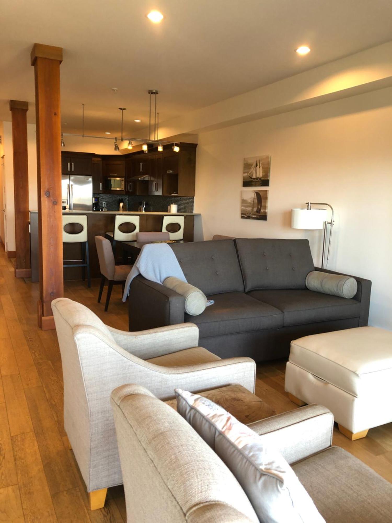 Mariner'S Loft - Salt Spring Island Apartment Ganges Exterior photo