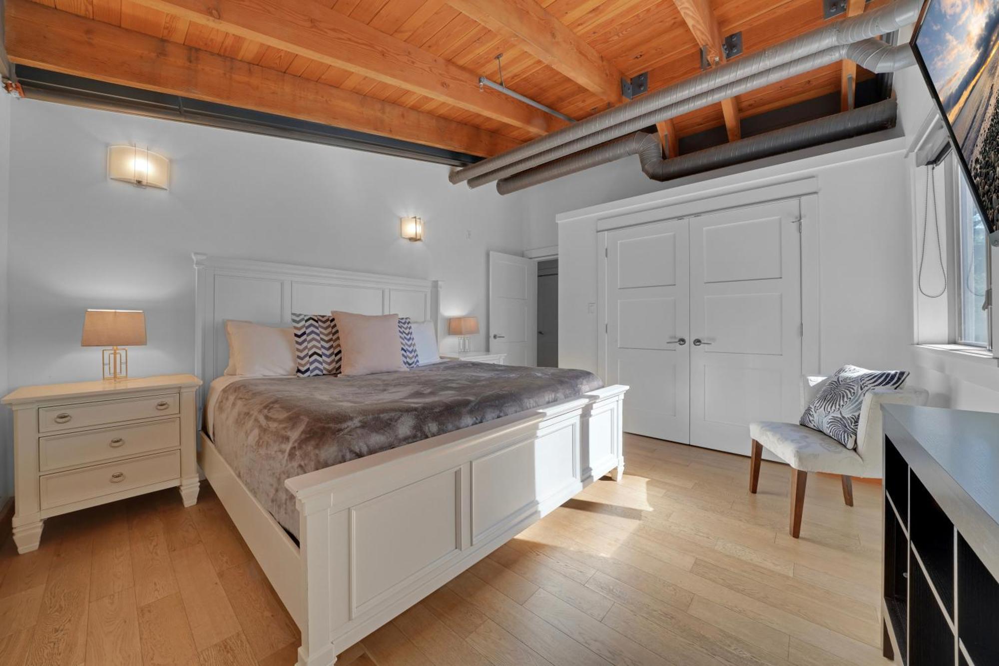 Mariner'S Loft - Salt Spring Island Apartment Ganges Exterior photo