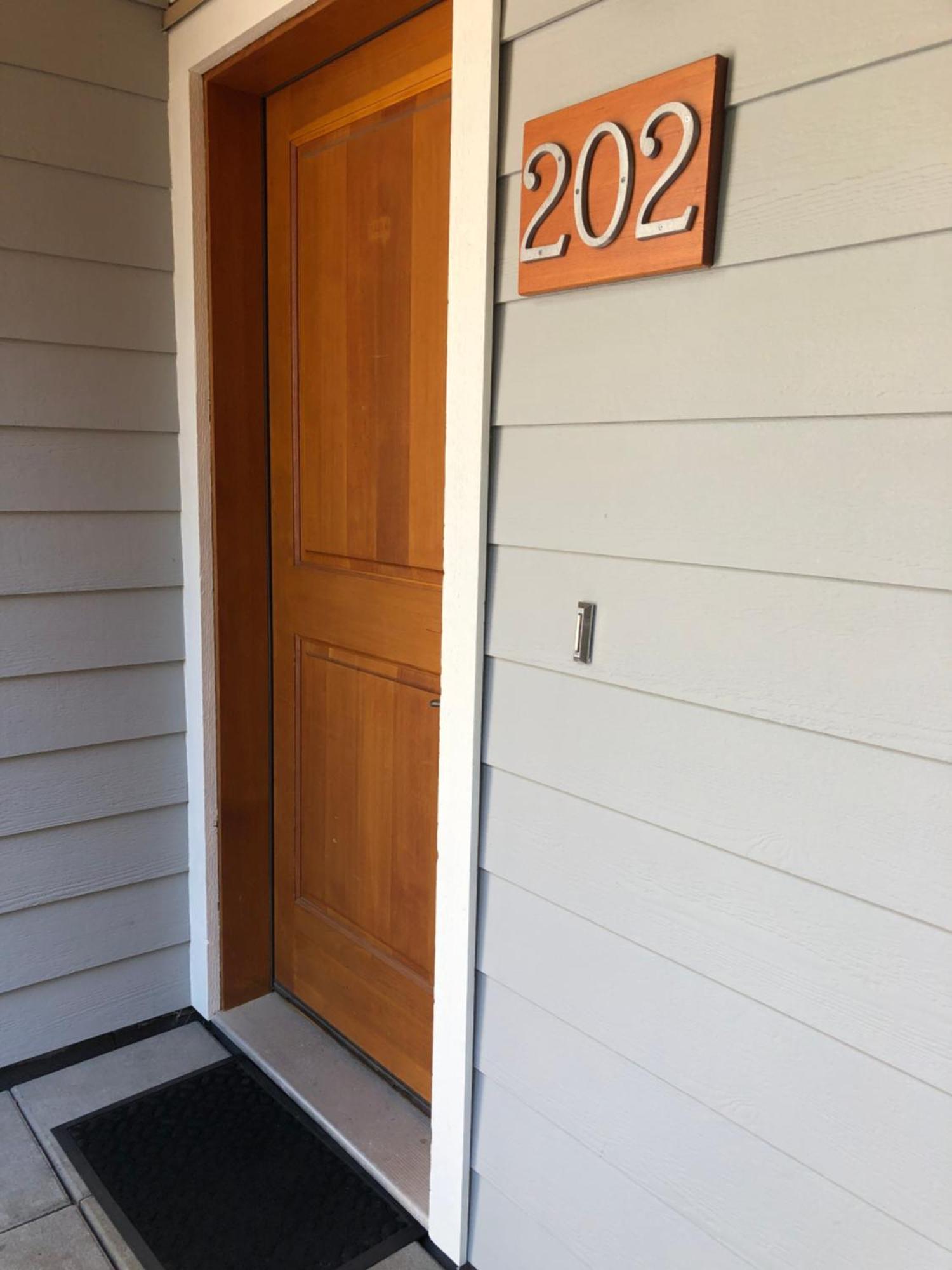 Mariner'S Loft - Salt Spring Island Apartment Ganges Exterior photo