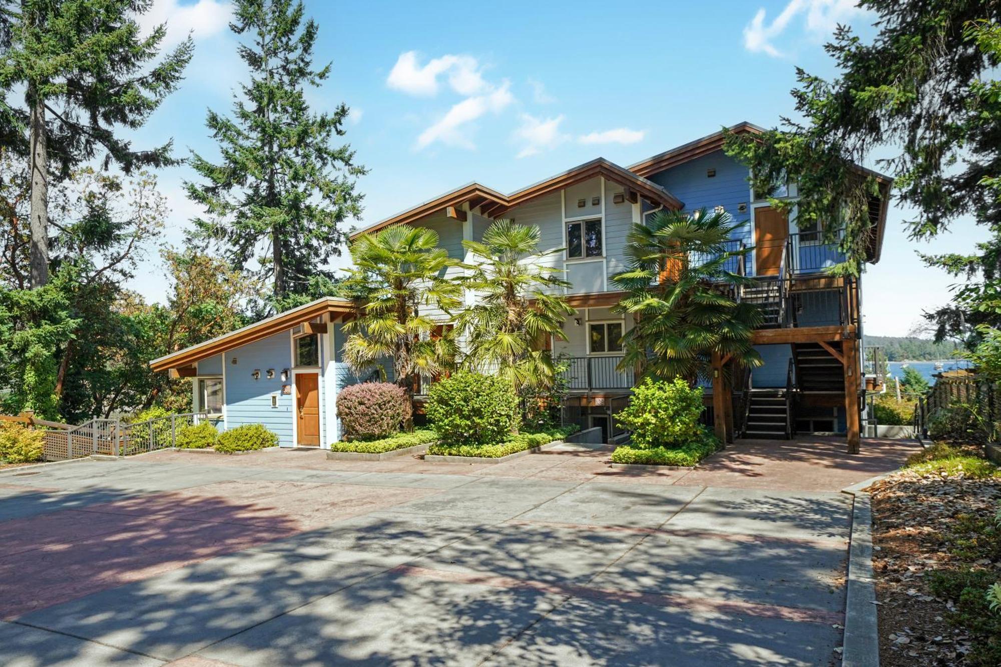 Mariner'S Loft - Salt Spring Island Apartment Ganges Exterior photo