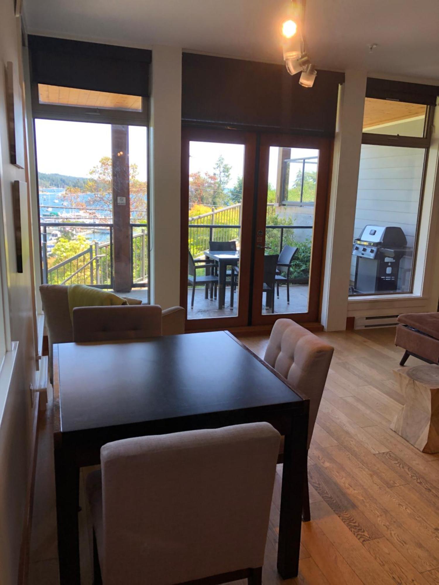 Mariner'S Loft - Salt Spring Island Apartment Ganges Exterior photo