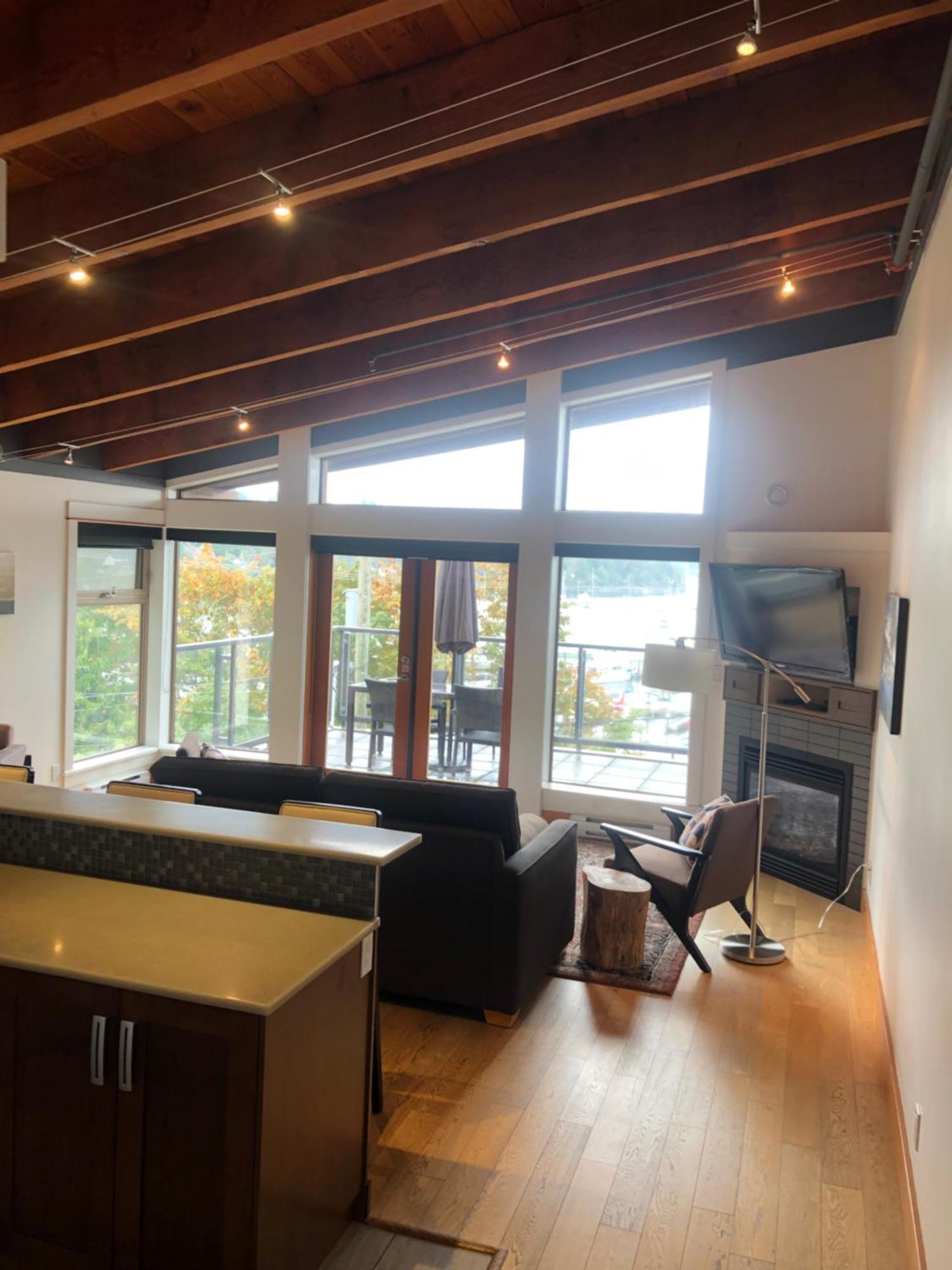 Mariner'S Loft - Salt Spring Island Apartment Ganges Exterior photo