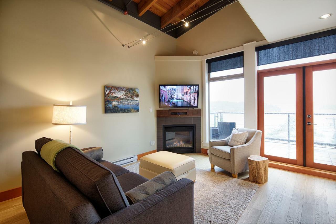 Mariner'S Loft - Salt Spring Island Apartment Ganges Exterior photo